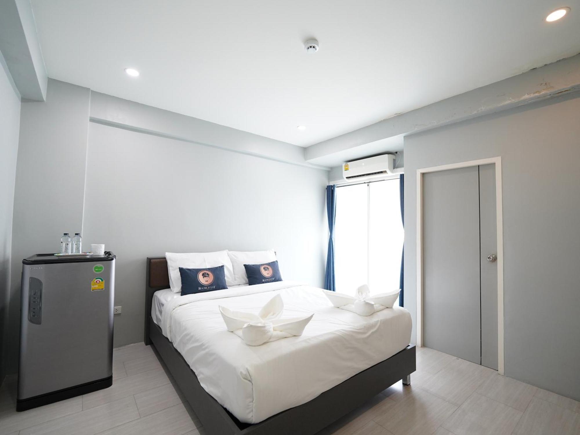 Roomquest Bangkok Don Mueang Airport Quarto foto